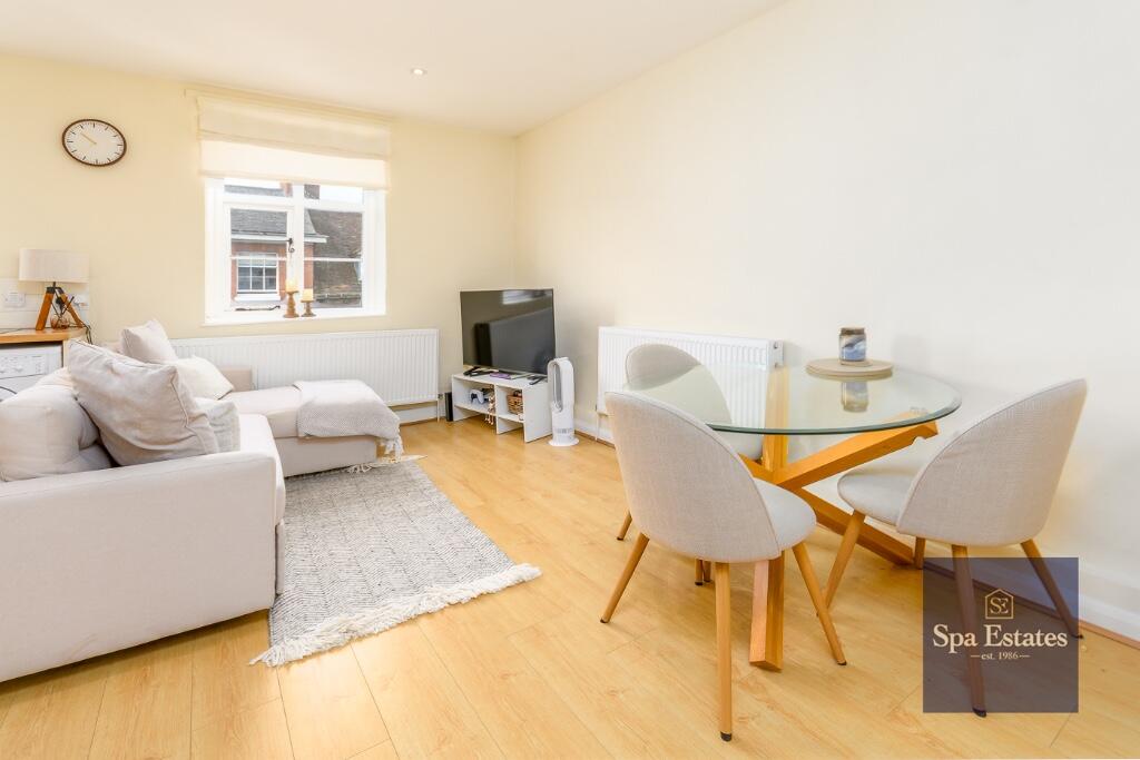 Church Street, Warwick, Warwickshire, CV34 photo 3