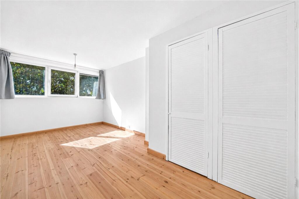 Apartment in London - View 4