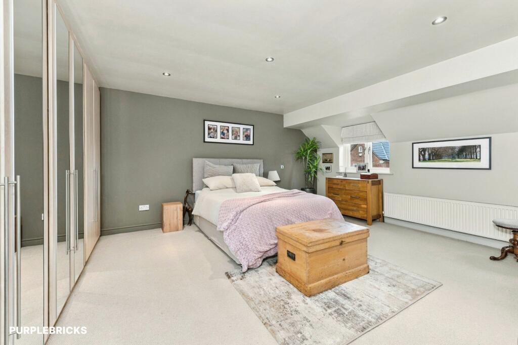 House in Wakefield - View 5