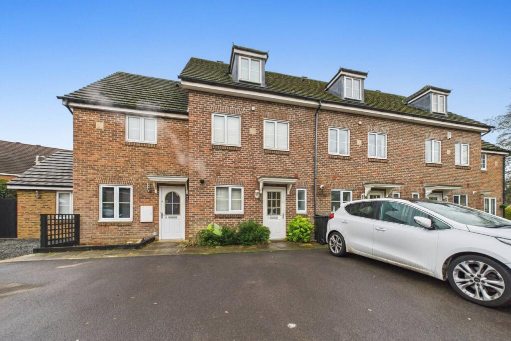 Main image of property: Angus Close, Winnersh, Wokingham, Berkshire, RG41