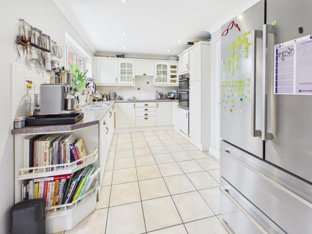 House in Peterborough - View 5
