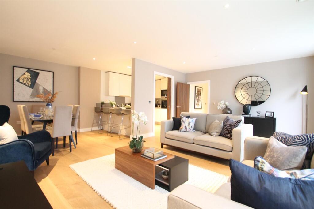Apartment in London - View 3