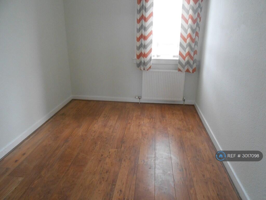 Apartment in Kilmarnock - View 4