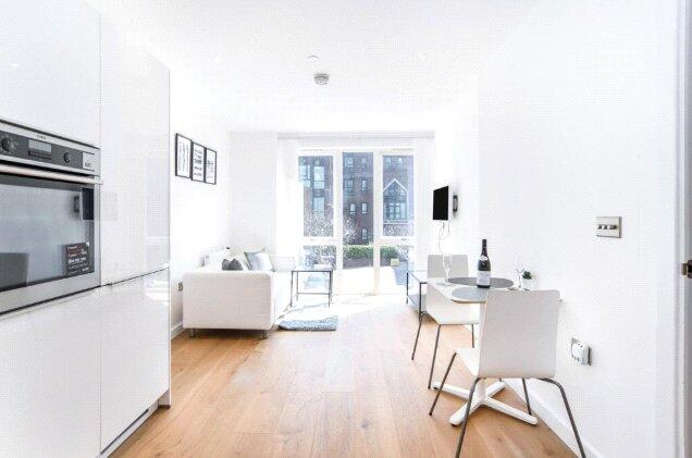 Main image of property: Turnberry Quays, Tower Hamlets, London, E14