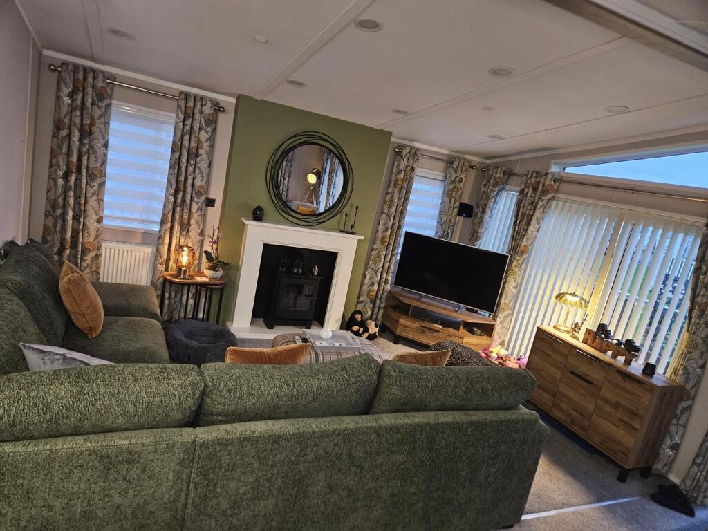Sycamore Lakes, Skegness Road Burgh Le Marsh, PE24 5LN - View 5
