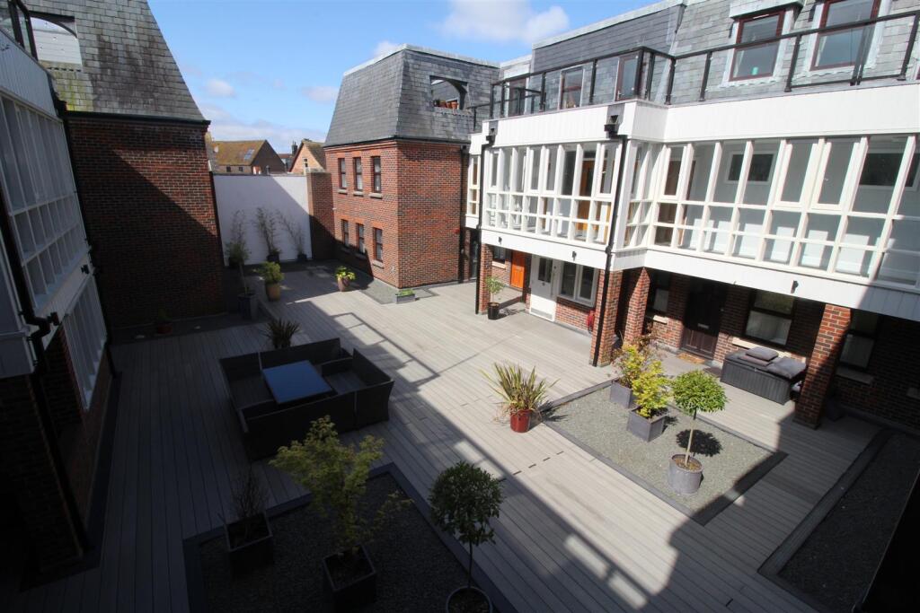 Apartment in Poole, Old Town - View 4