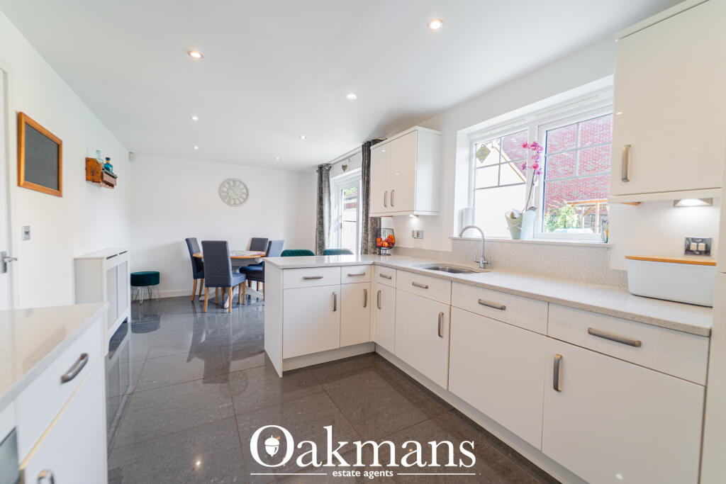 Wildlife Way, Droitwich, WR9 photo 4