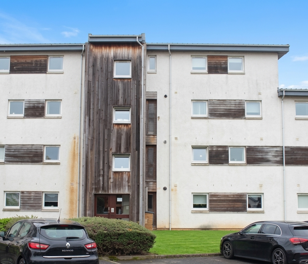 Main image of property: 34 Strathclyde Gardens, Cambuslang, G72 7ET