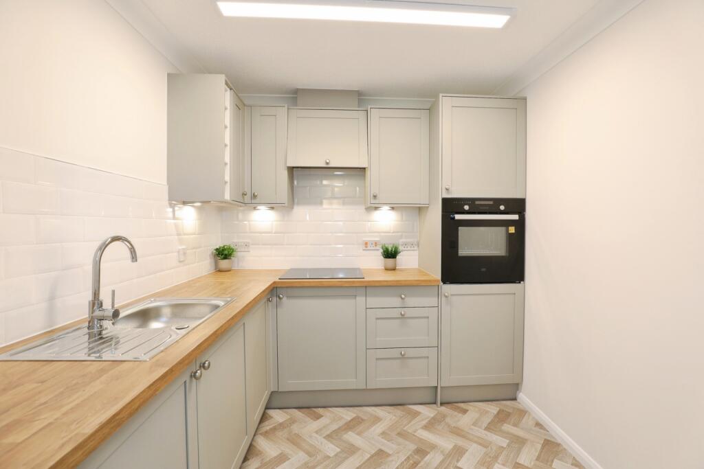 Apartment in London - View 4