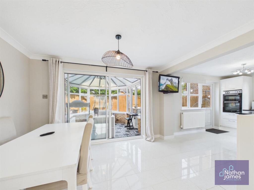 House in Caldicot - View 3