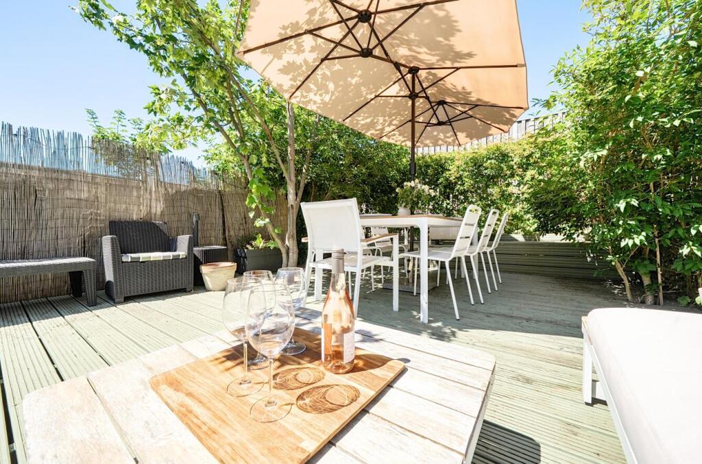 House in London, Abbey Wood - More