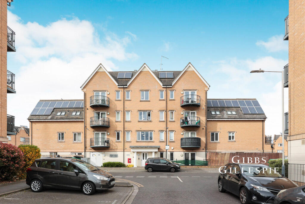 Main image of property: Spa House, 48 Varcoe Gardens, Hayes, UB3