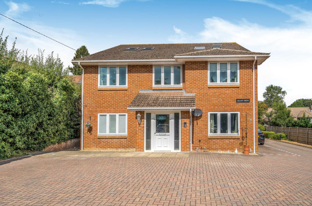 Apartment in Guildford