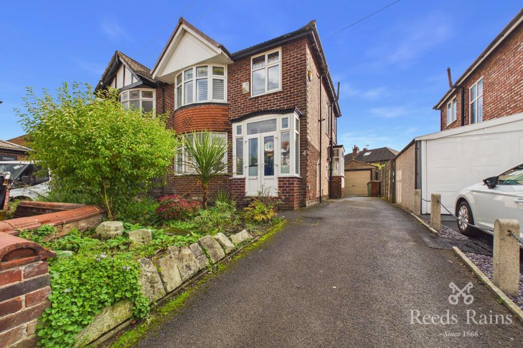 3-bed semi-detached on Windsor Avenue, Heaton Moor, Stockport, Greater Manchester, SK4, £550,000