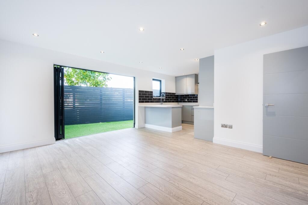 Main image of property: Colney Hatch Lane, London N10