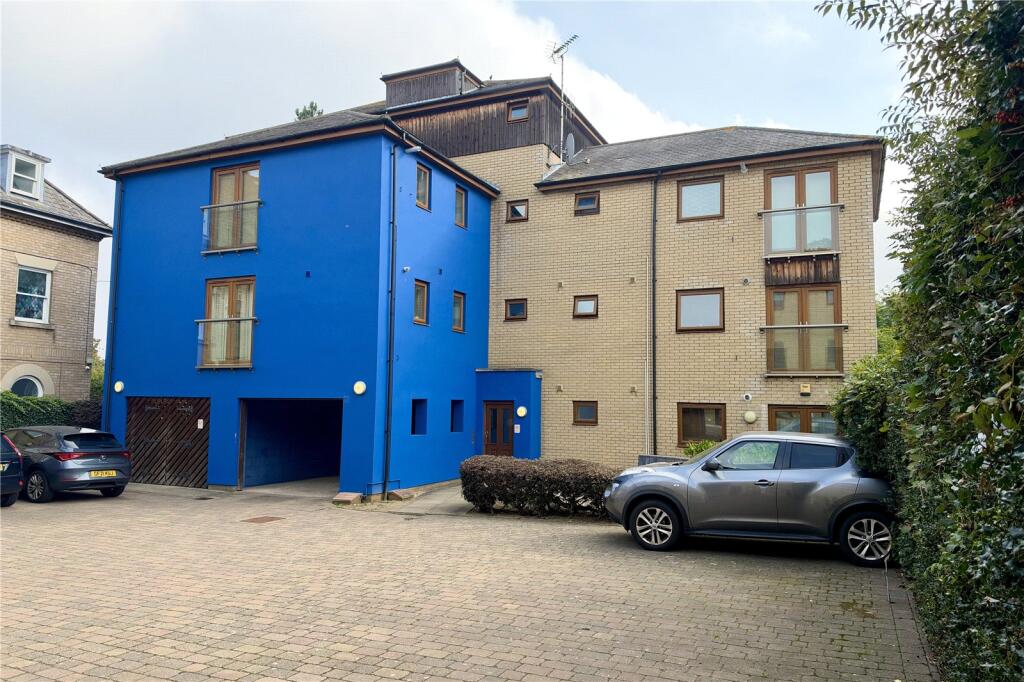 Main image of property: Farthing Court, 90 Broomfield Road, Chelmsford, Essex, CM1