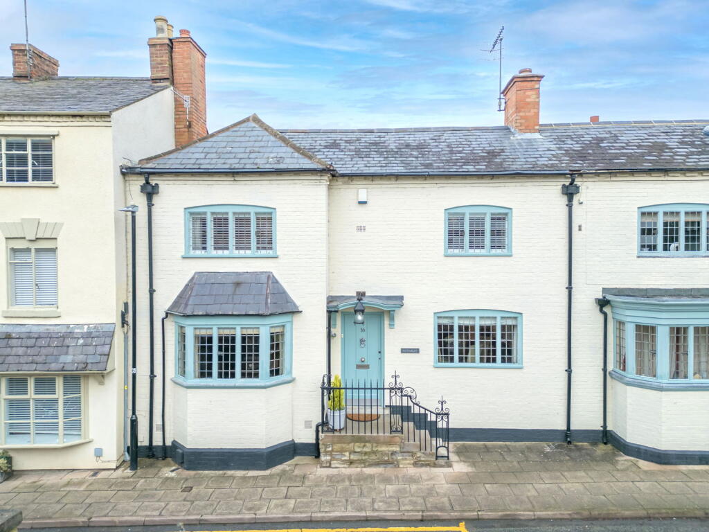 Main image of property: Avonbury House,  High Street, Bidford-on-Avon B50 4BU