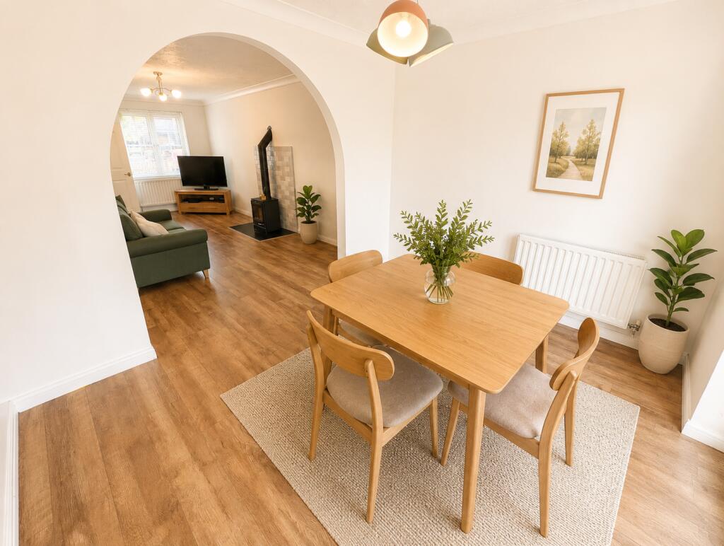 Bluebell Drive, Littlehampton photo 4
