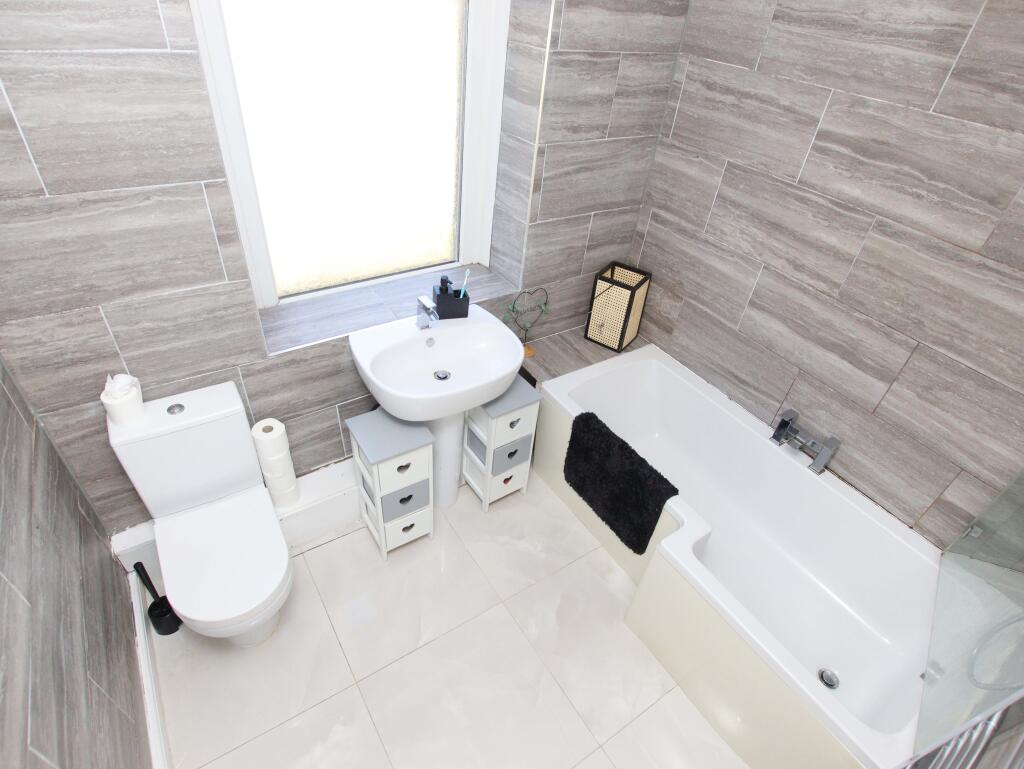 House in Cardiff, Porth - View 6
