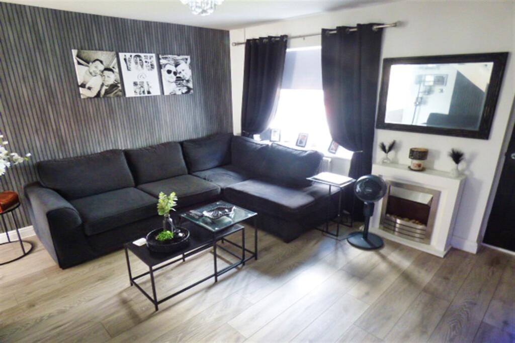 House in Runcorn, Dukesfield, Higher Runcorn - View 4