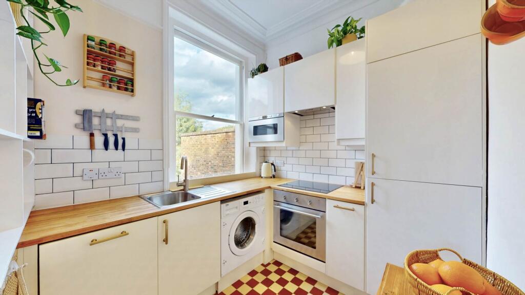 Apartment in London - View 4