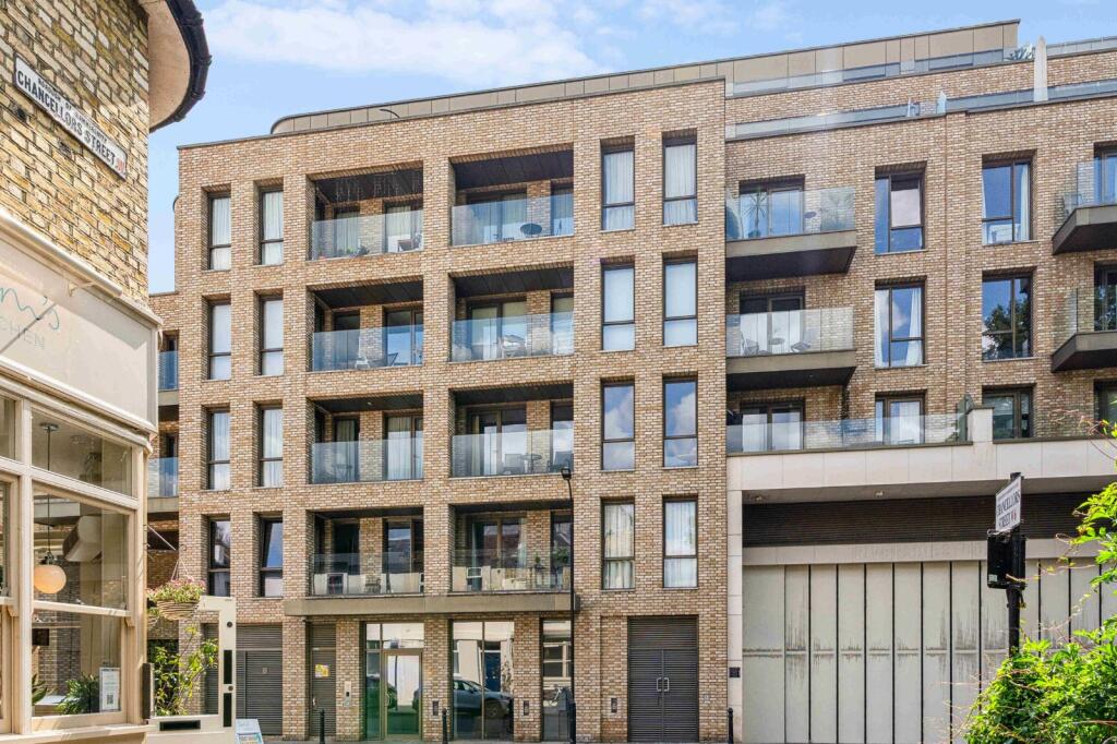 Main image of property: Queens Wharf, 
2 Crisp Road, W6