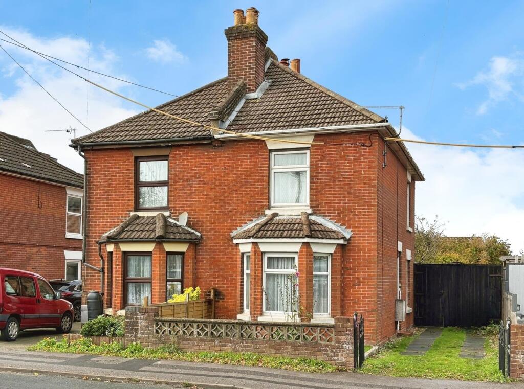 Main image of property: Hamble Lane, Southampton, SO31