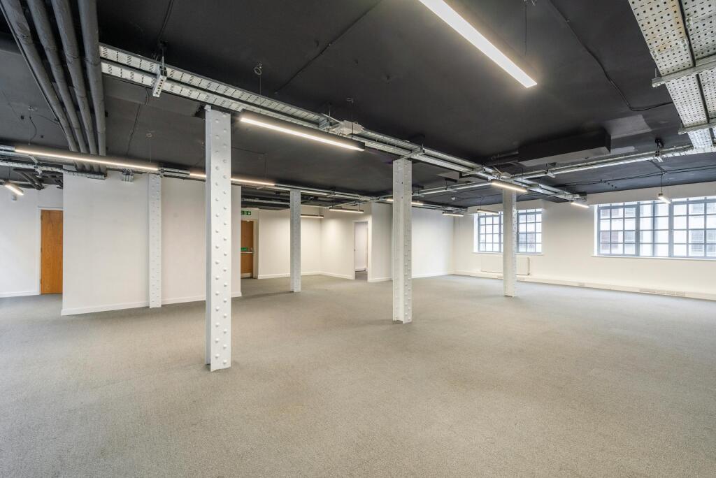 office 7.jpg