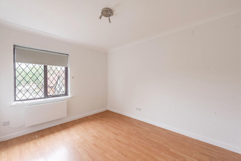 Apartment in London - View 4