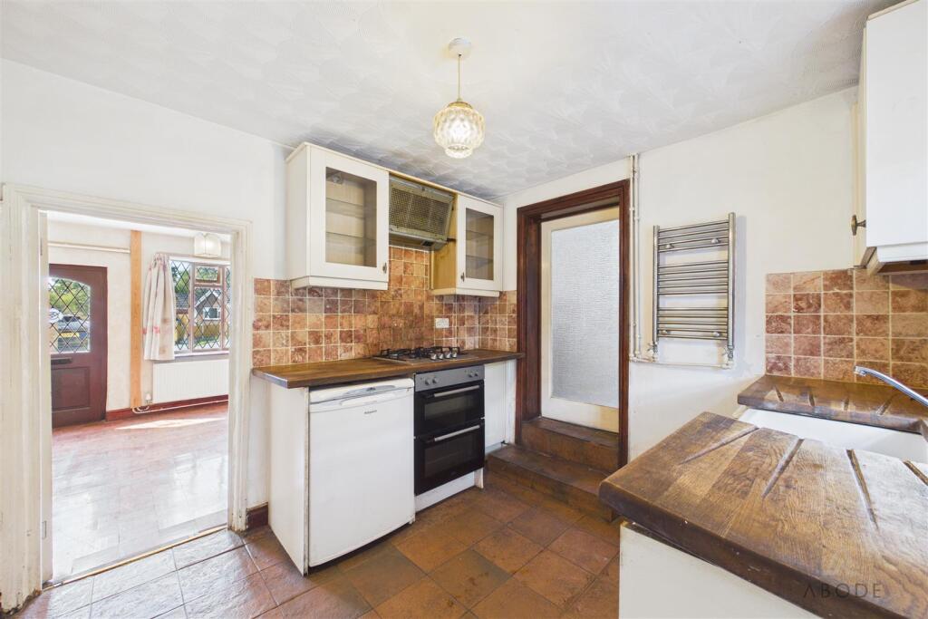 House in Stoke-on-Trent - More