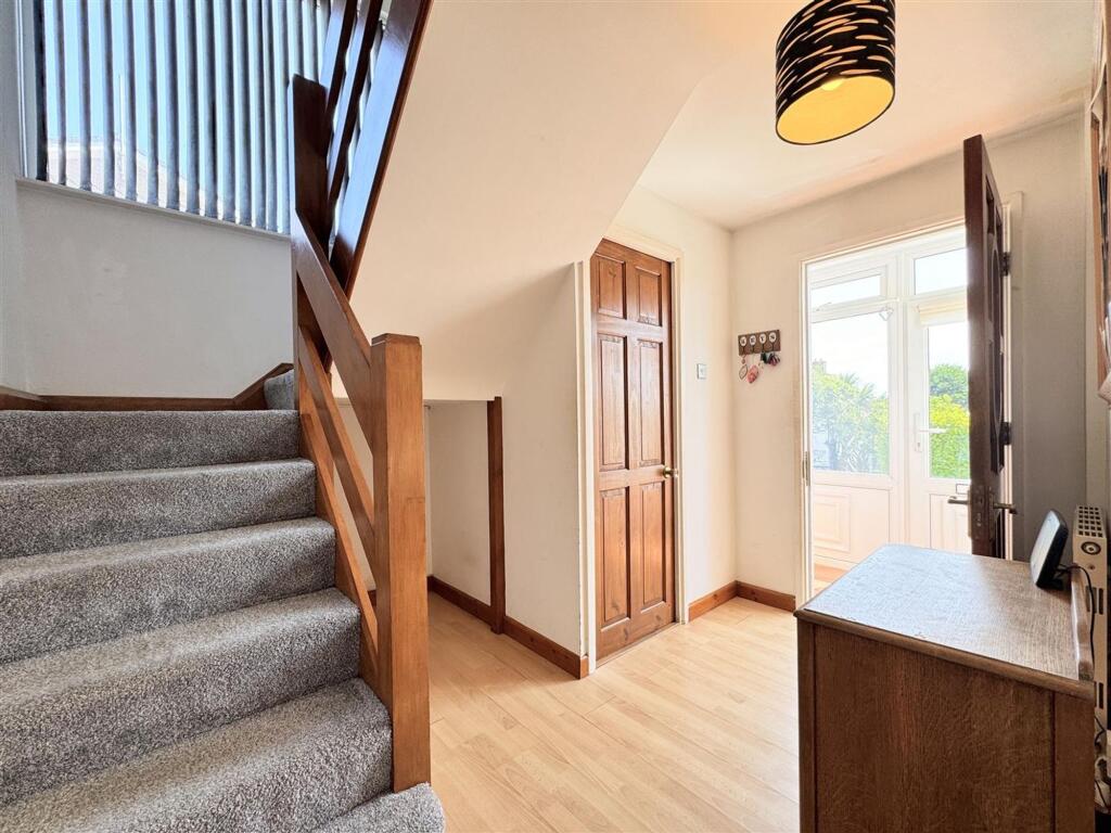 House in Truro - View 4