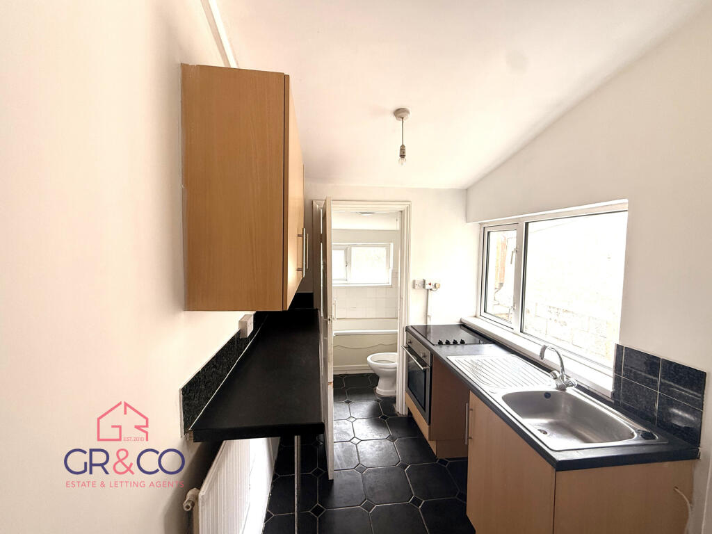 Sunny View, Tredegar, NP22 - View 5