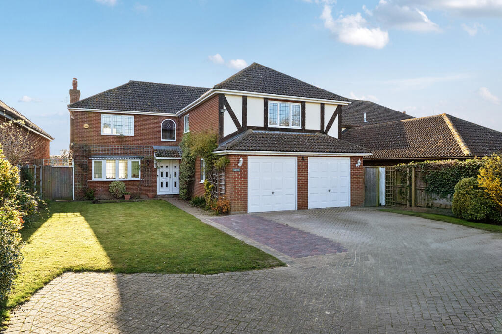 Main image of property: Clacton Road, Weeley, CO16