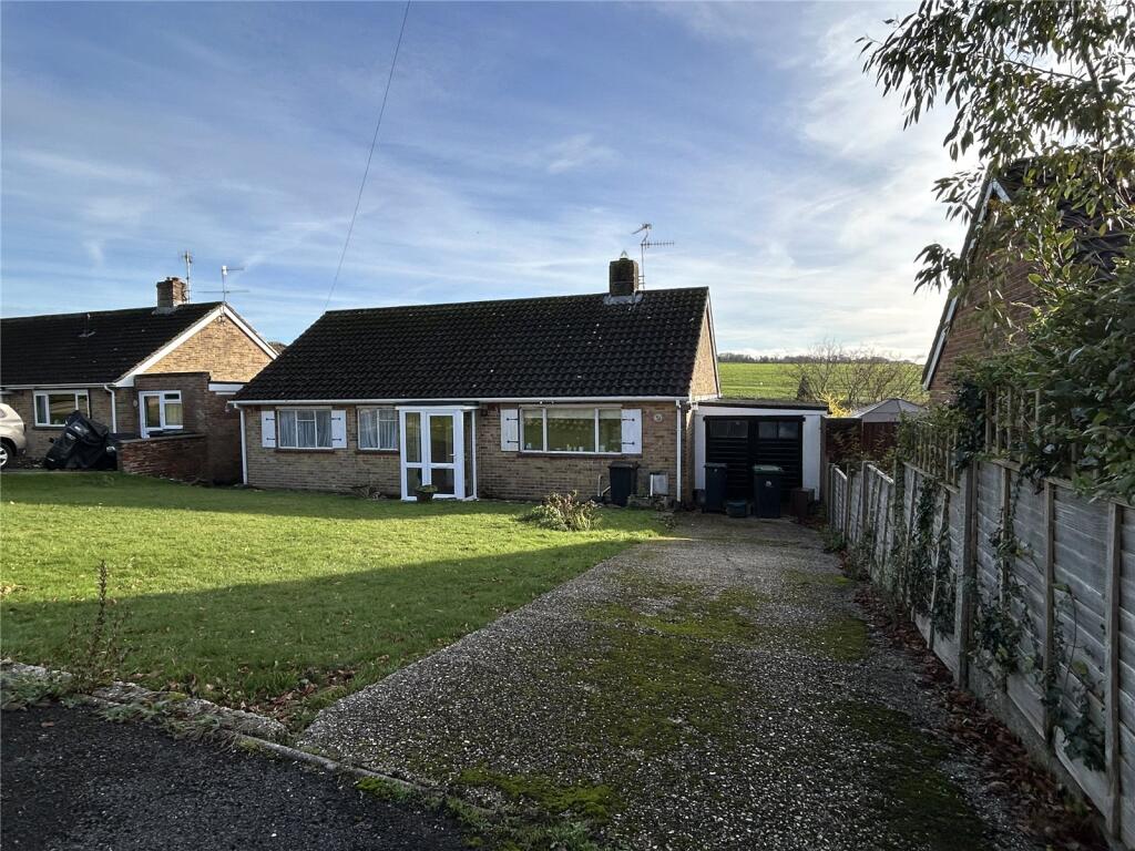 3-bed house on Portman Road, Pimperne, Blandford Forum, Dorset, DT11, £345,000
