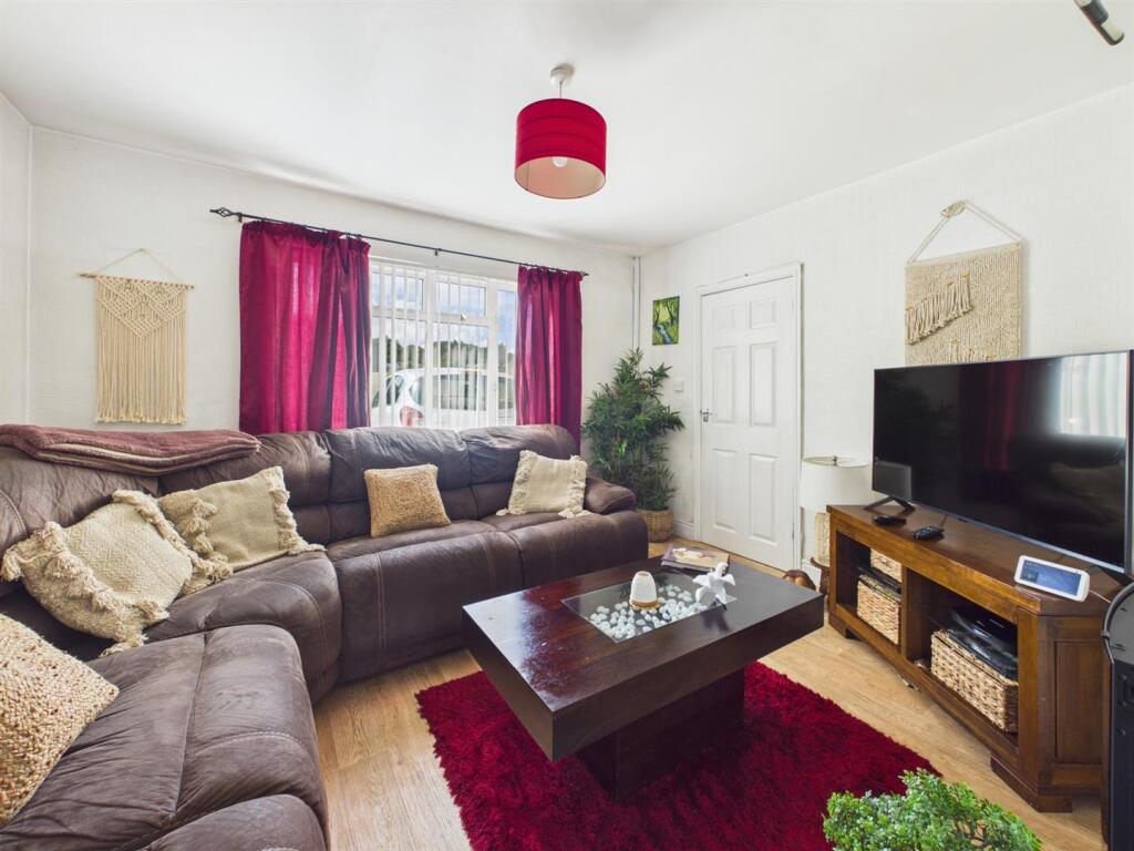 House in Gloucester, Gloucestershire - View 3