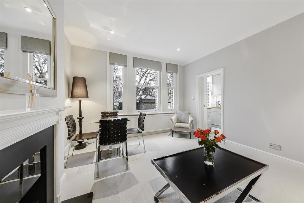 Main image of property: Elm Park Road, Chelsea, SW3