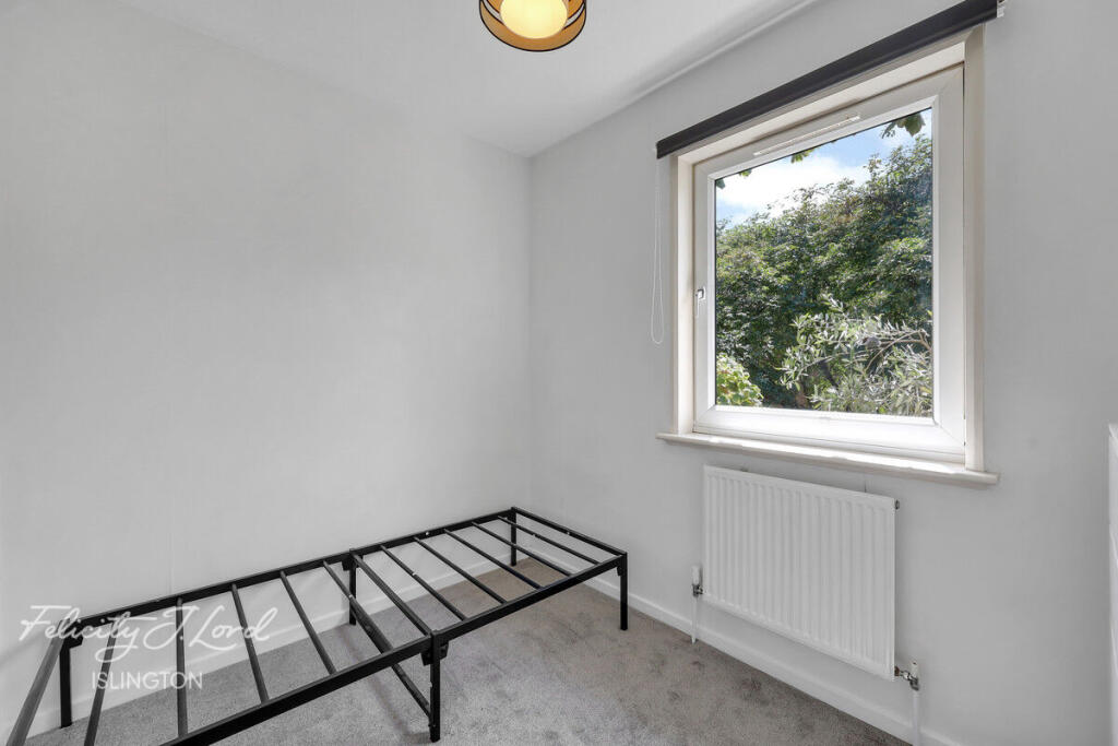 Main image of property: Raynor Place, London