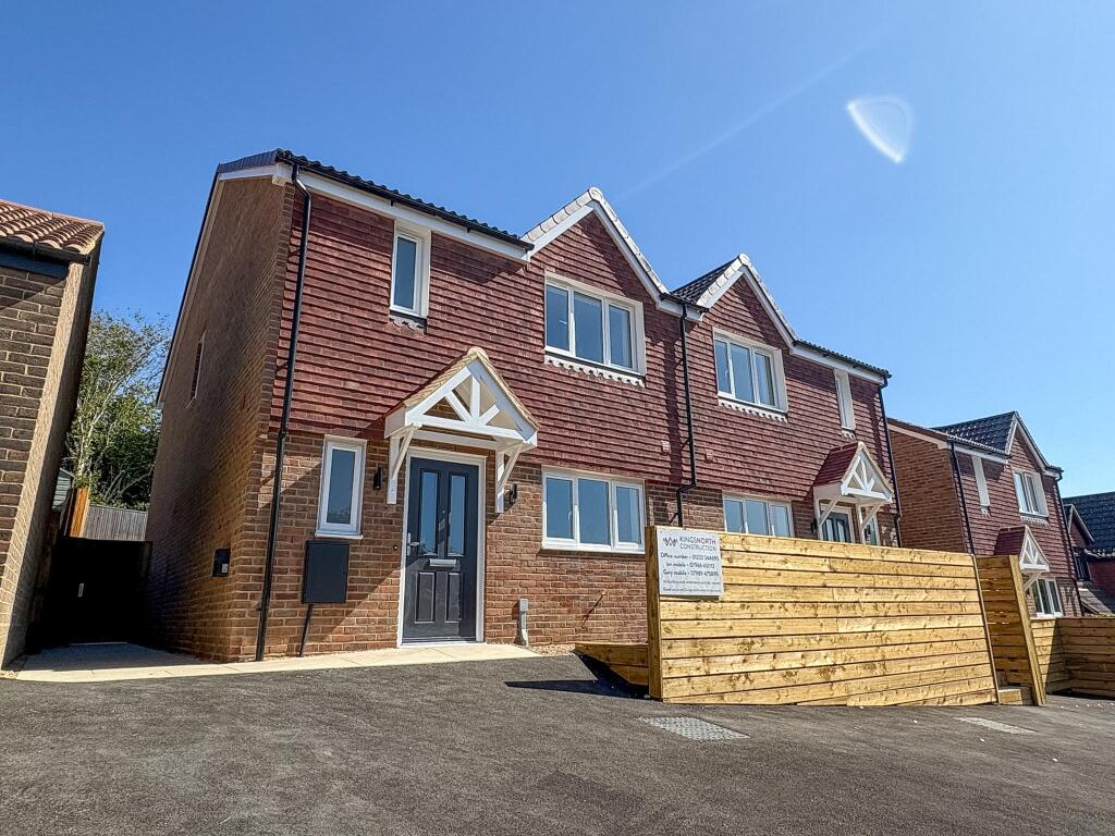 Main image of property: Hilders Farm Close, Crowborough