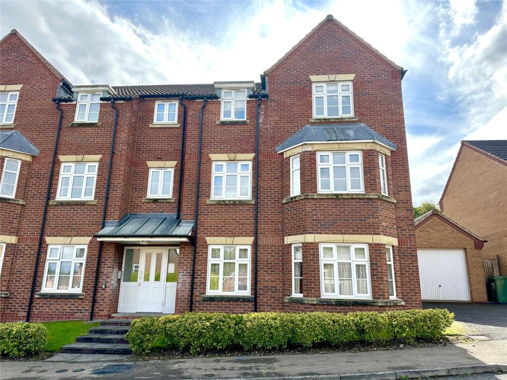 Main image of property: Skylark Close, Ravenshead, Nottingham, Nottinghamshire, NG15
