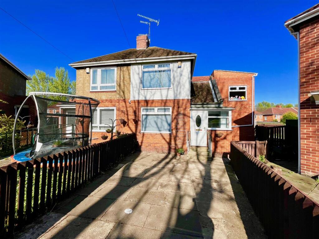 Main image of property: Curren Gardens, Gateshead