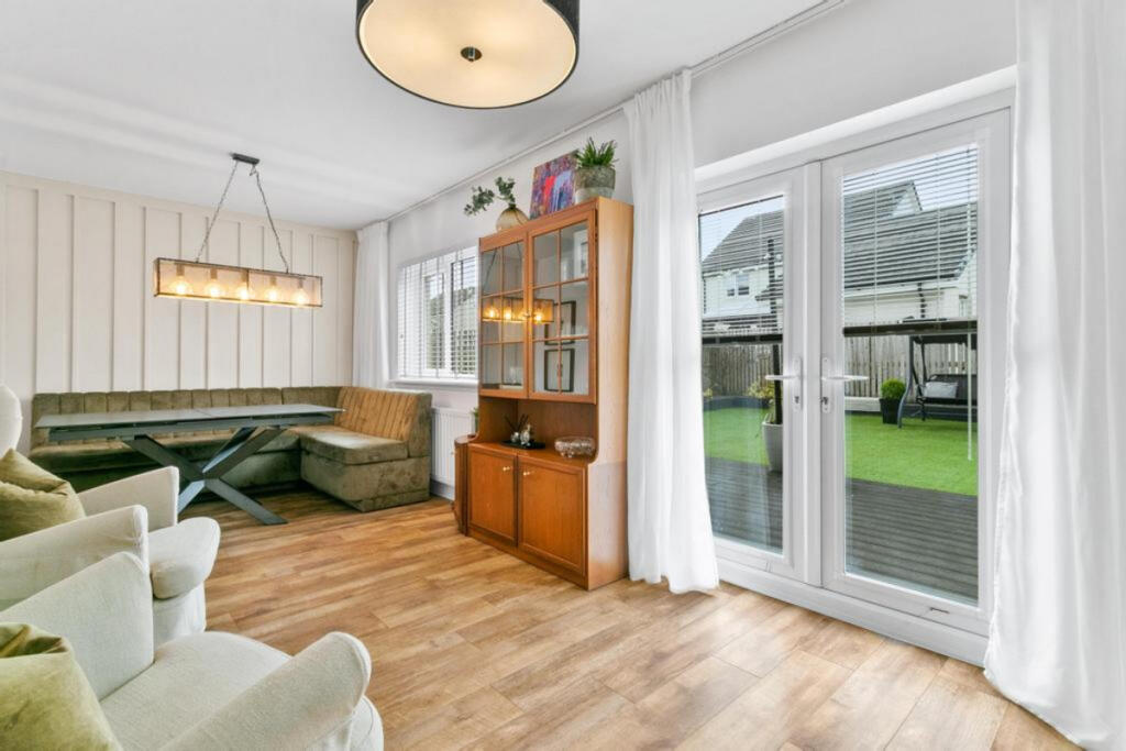 House in Glasgow, East Renfrewshire - View 5