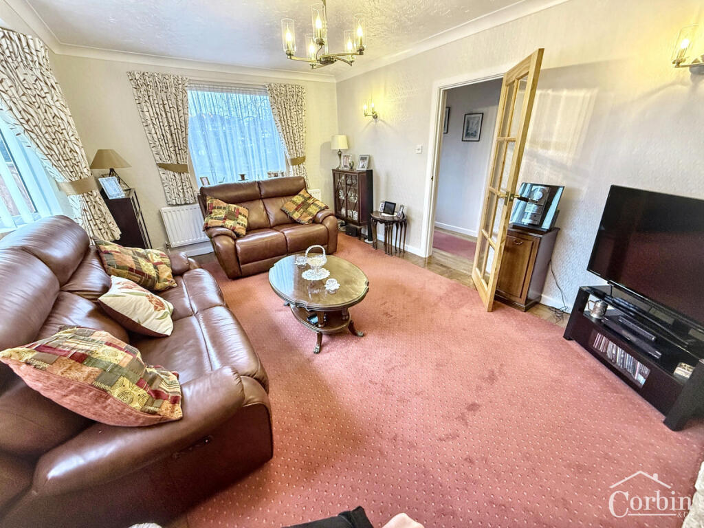 House in Bear Cross, Bearwood, Poole - View 3
