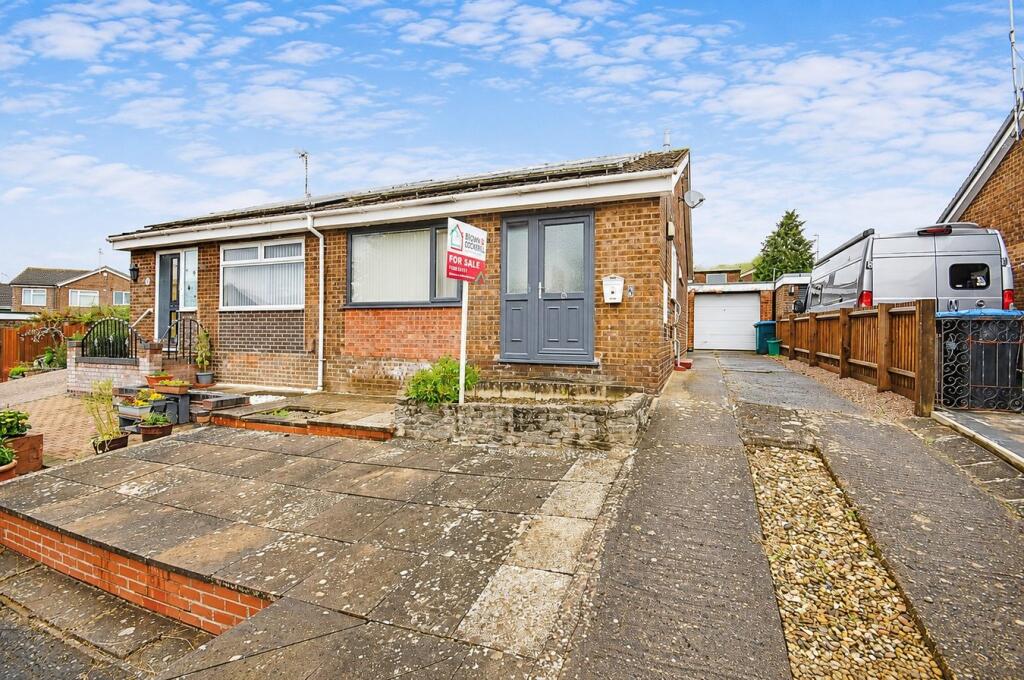 Main image of property: Thorn Close, Brownsover, Rugby, CV21