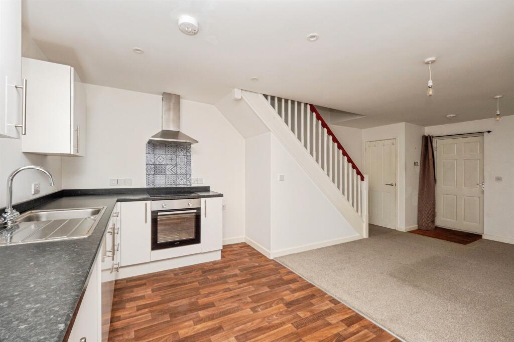 House in Weymouth, Dorset - More