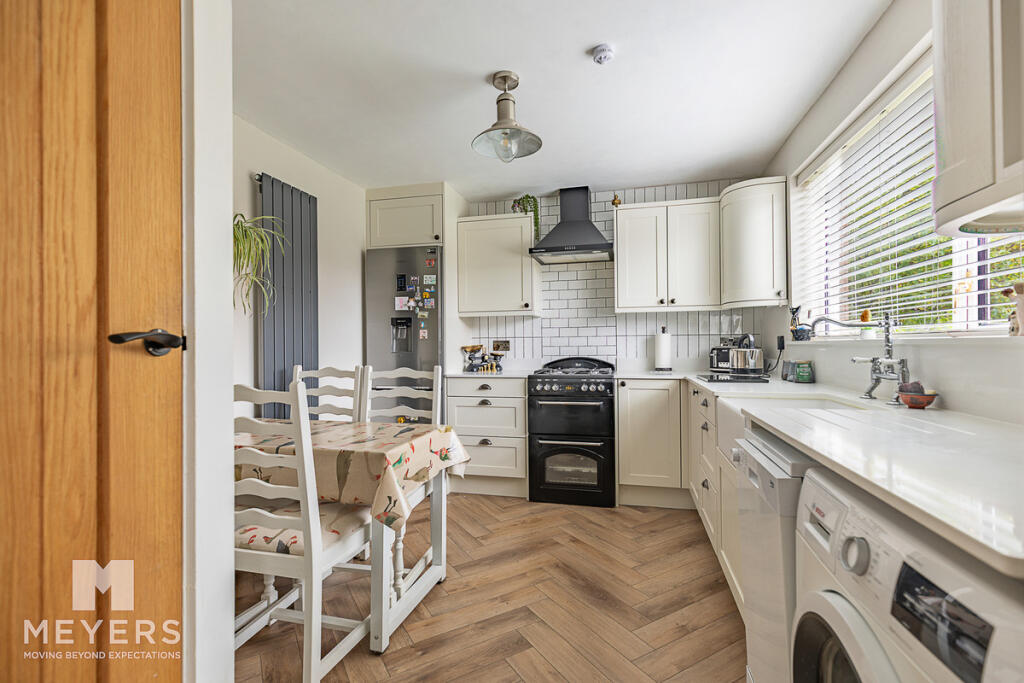 Noble Close, Bournemouth, BH11 8QY photo 2