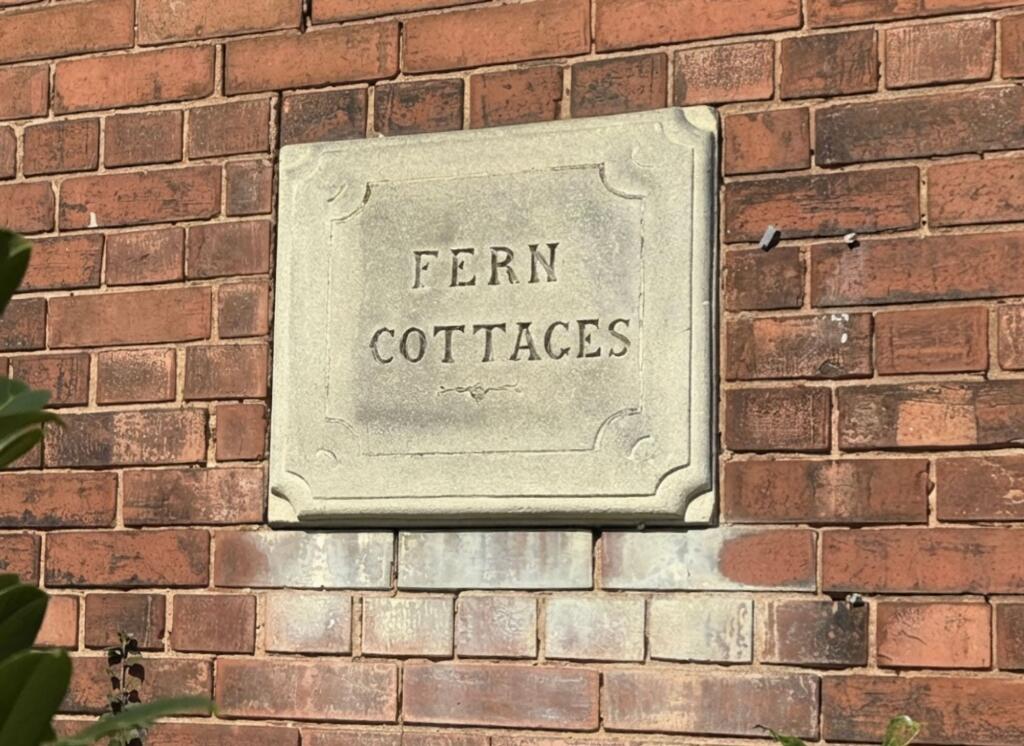 House in Nottingham, Porchester Gardens, Woodthorpe - View 3