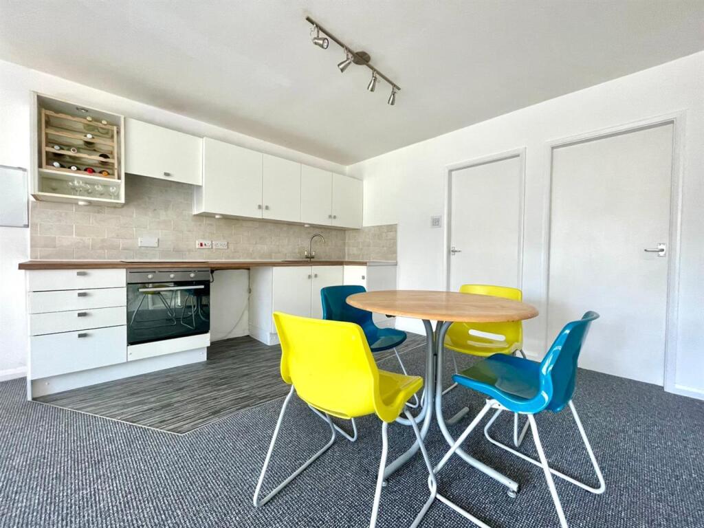 Apartment in Hornsea, East Riding of Yorkshire - View 5