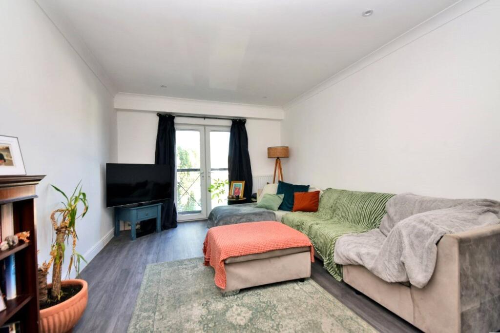 Main image of property: High Street, Banstead, Surrey, SM7