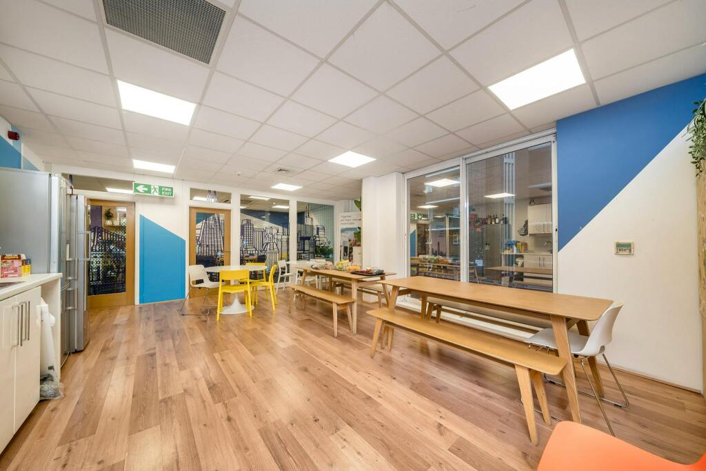 Apex Yard First Floor Break out area.jpg