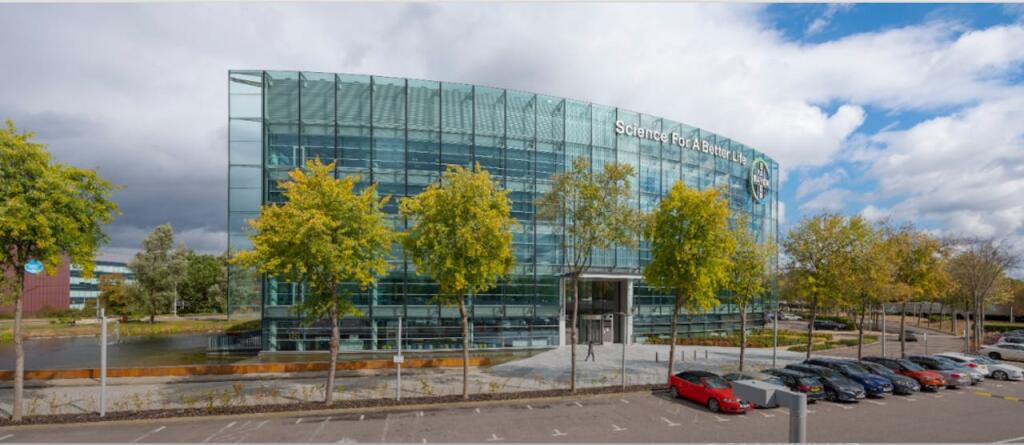 Main image of property: 400 South Oak Way, Reading, RG2 6AD